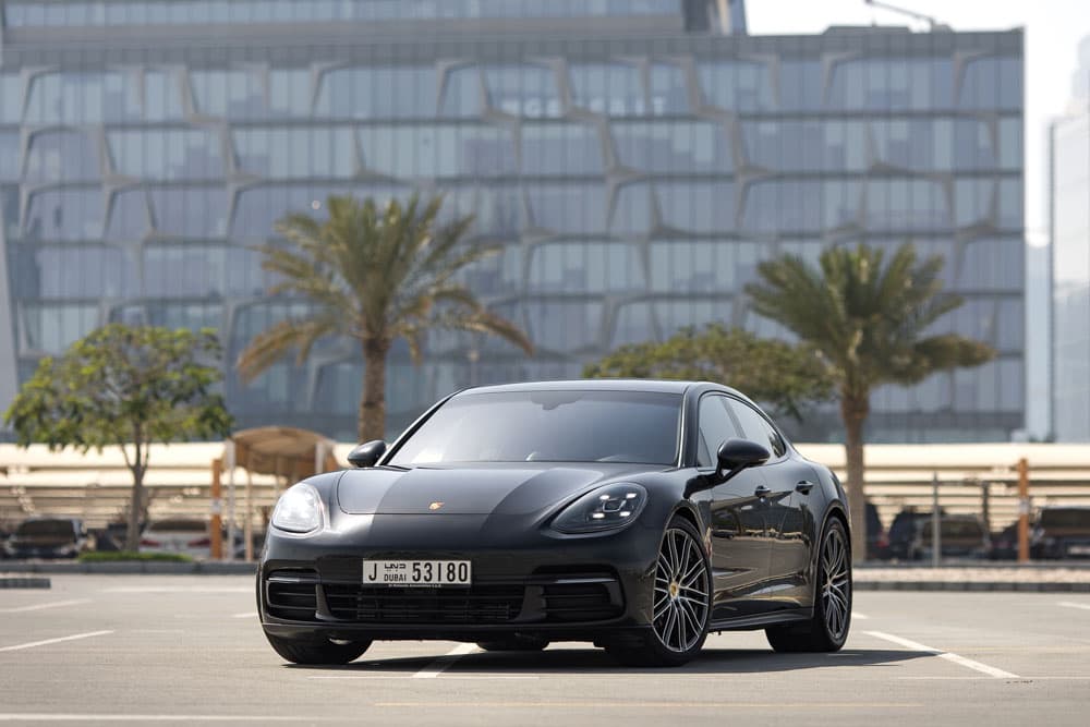 Porsche Panamera 2023