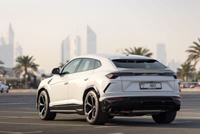 White Lamborghini Urus