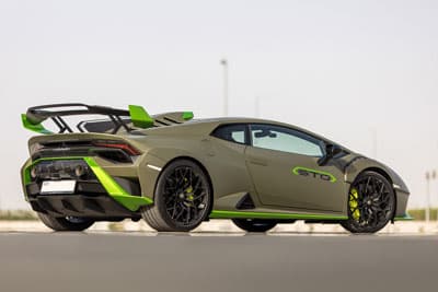 Lamborghini Huracan STO