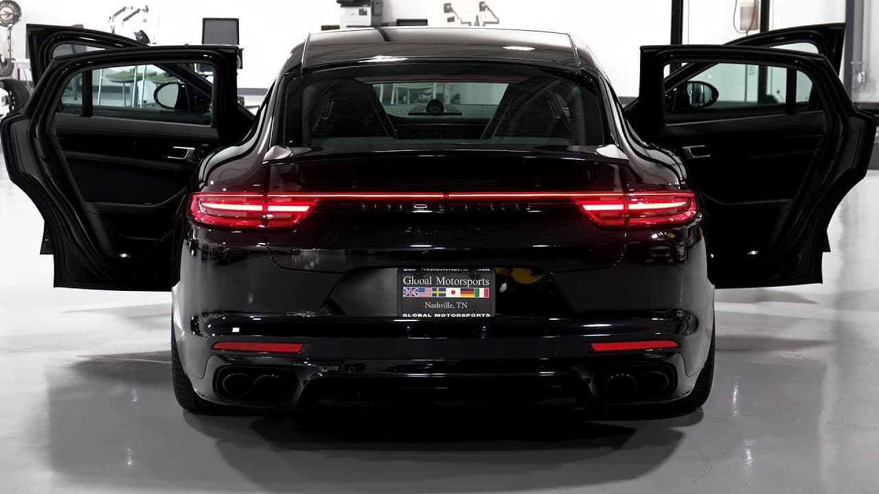 Porsche Panamera 2023